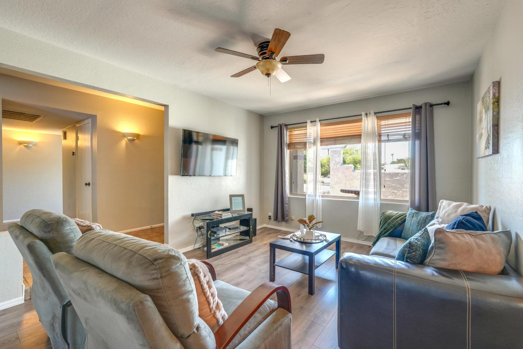 Phoenix Home With Pool About 10 Mi To Camelback Mtn Bagian luar foto