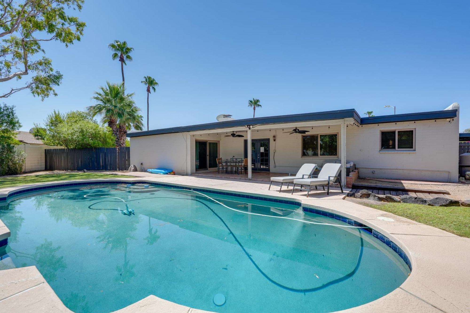 Phoenix Home With Pool About 10 Mi To Camelback Mtn Bagian luar foto